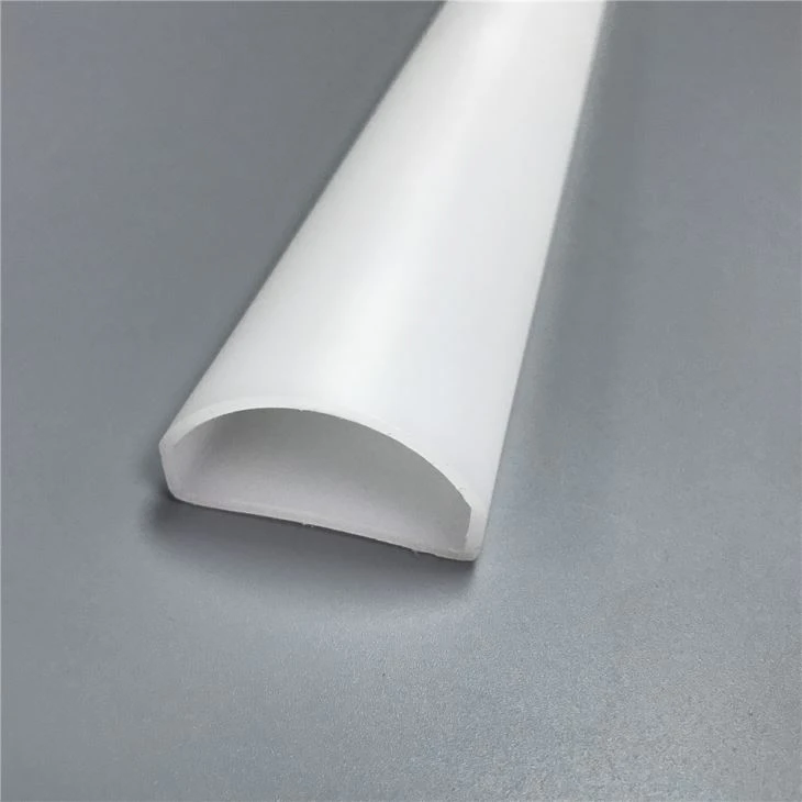 Round plast snið